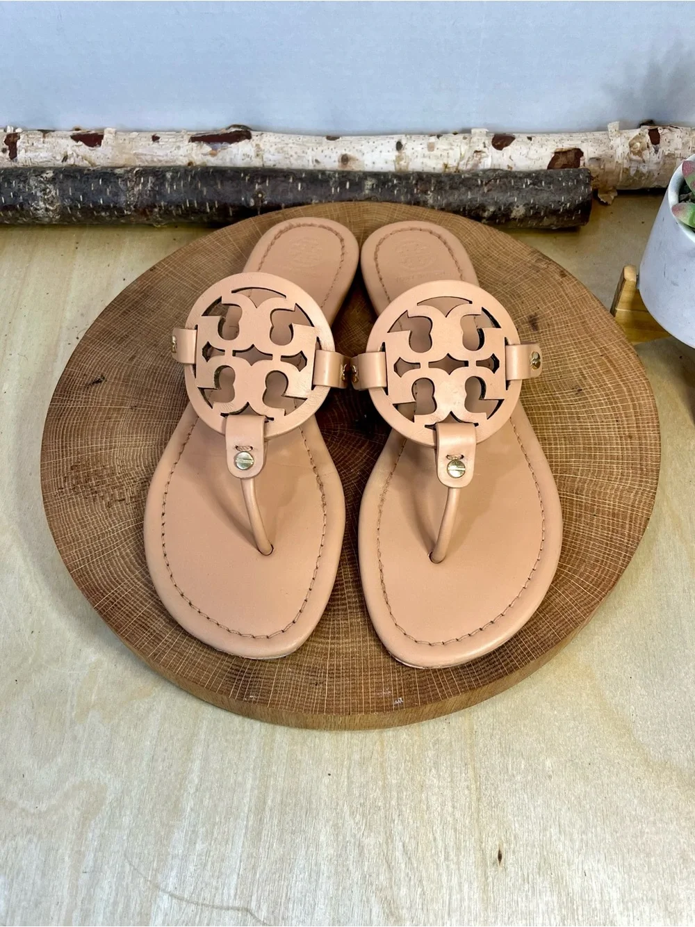 Tory Burch Miller Thong Sandal in Warm Tan / Nude